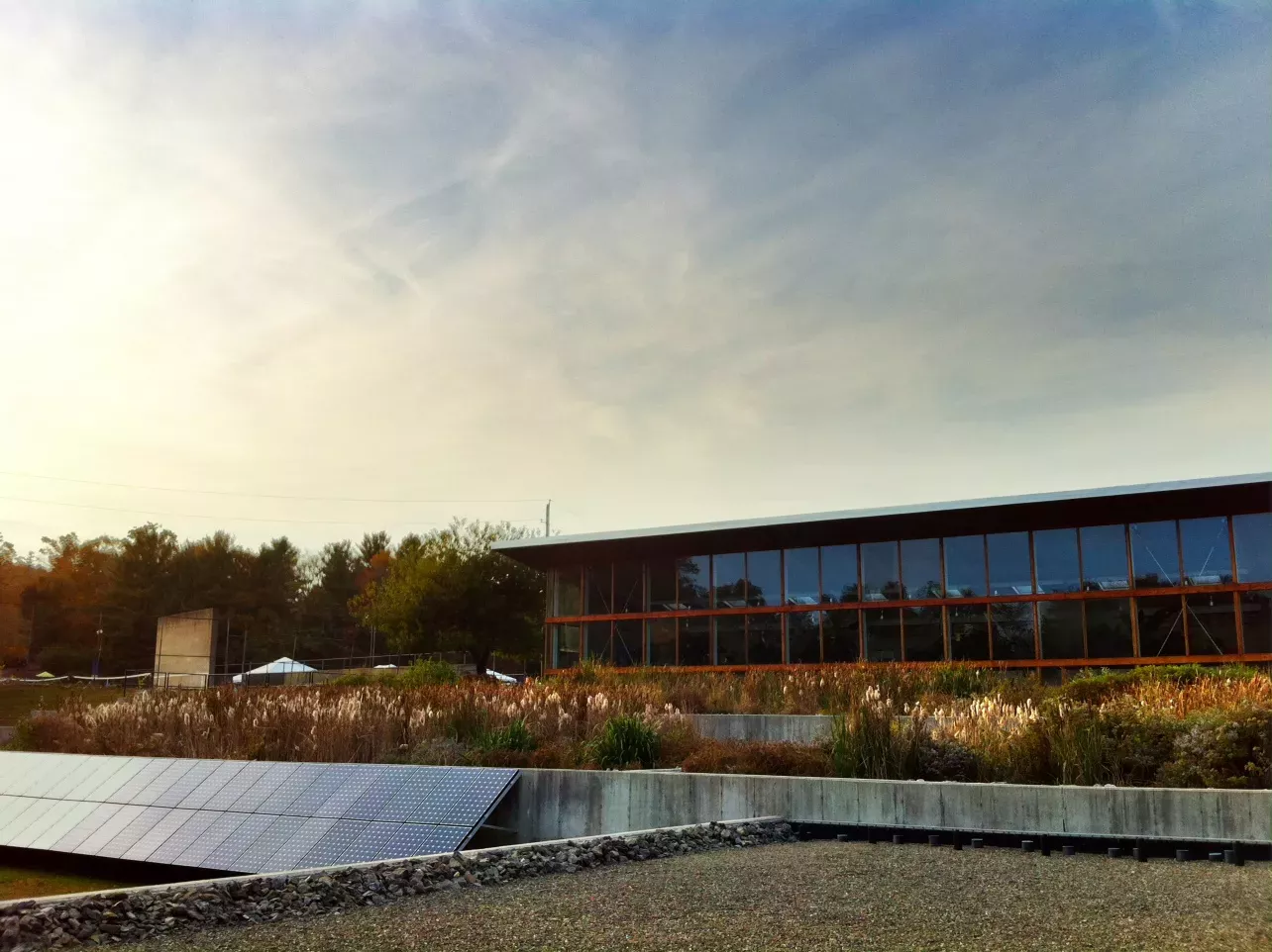 區(qū)域治理、聯(lián)姻加速、產(chǎn)值高位……這個(gè)5萬億產(chǎn)業(yè)迎風(fēng)起舞